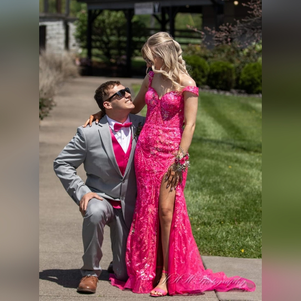 Sherri Hill Pink Sequin Prom Dress - Picture 4 of 8